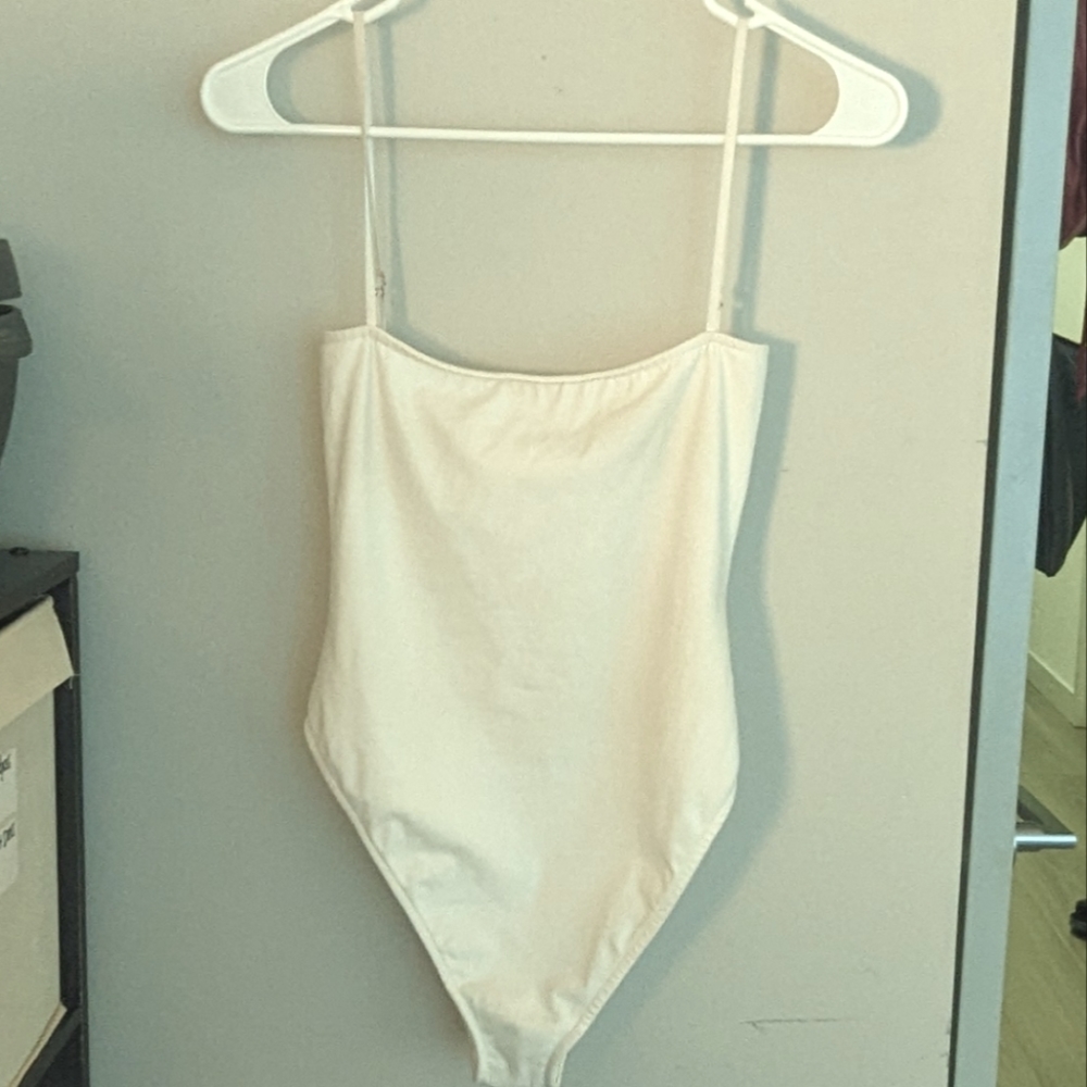 AYAI are you am I kimia square neckline bodysuit in ivory white size medium